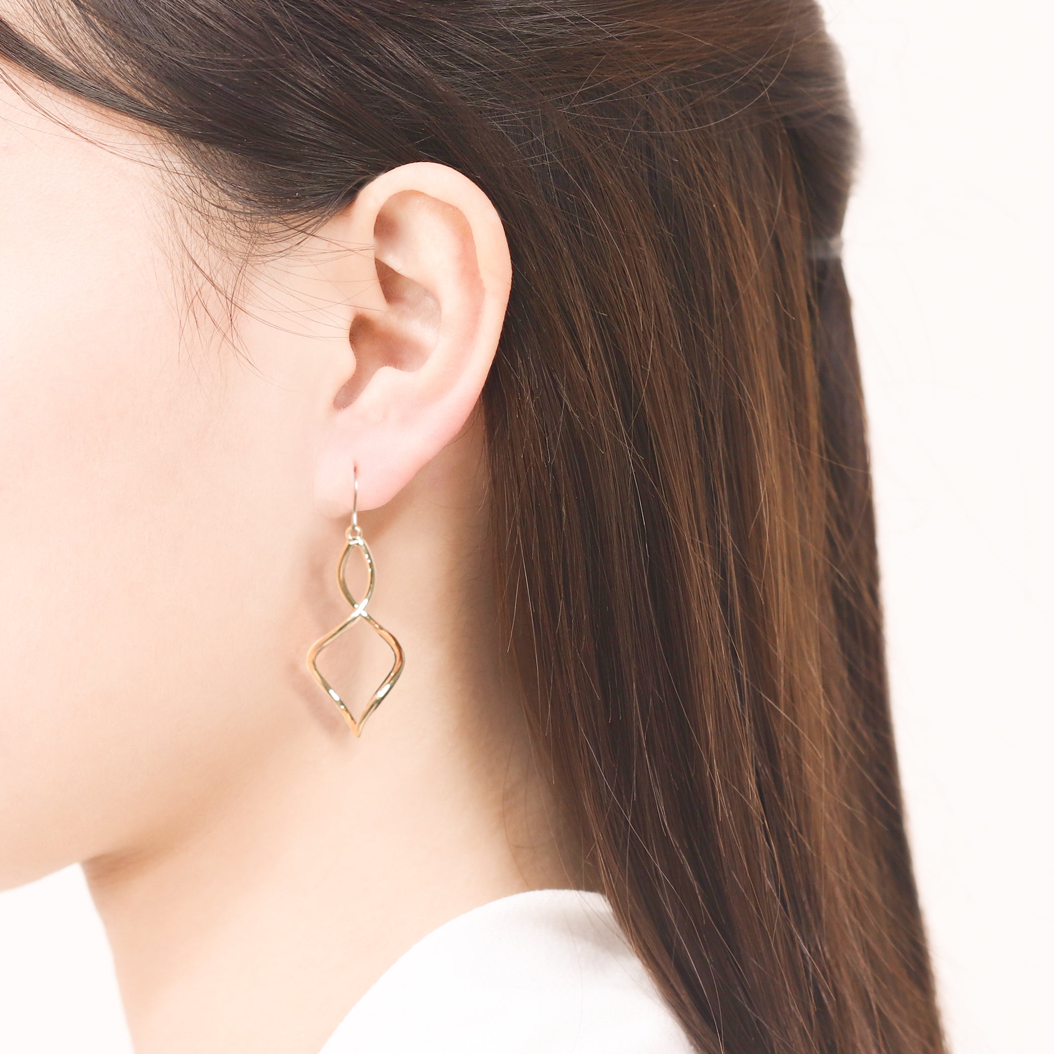 フックピアス（ポスト チタン）