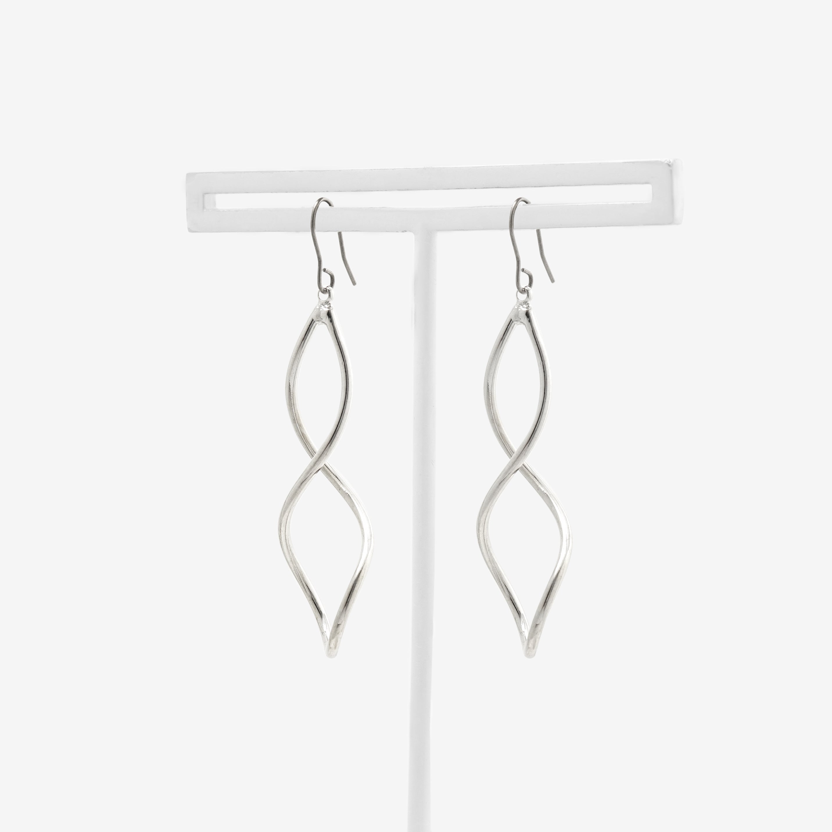 フックピアス（ポスト チタン）