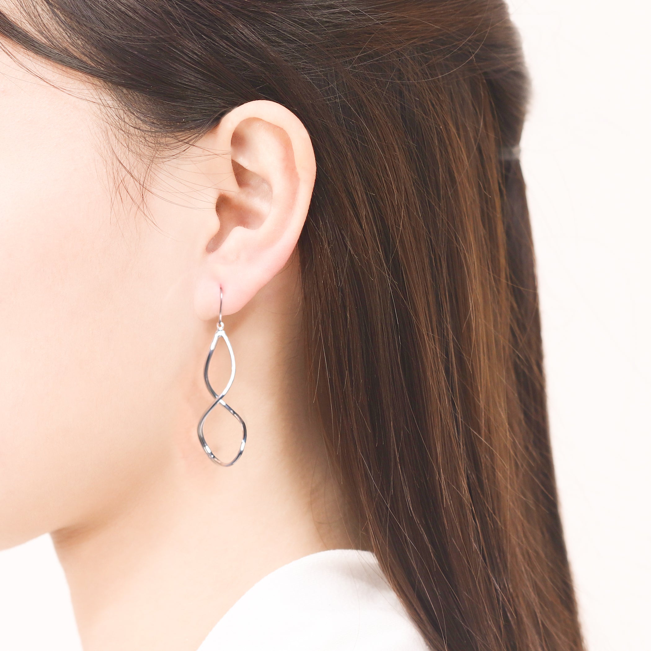 フックピアス（ポスト チタン）
