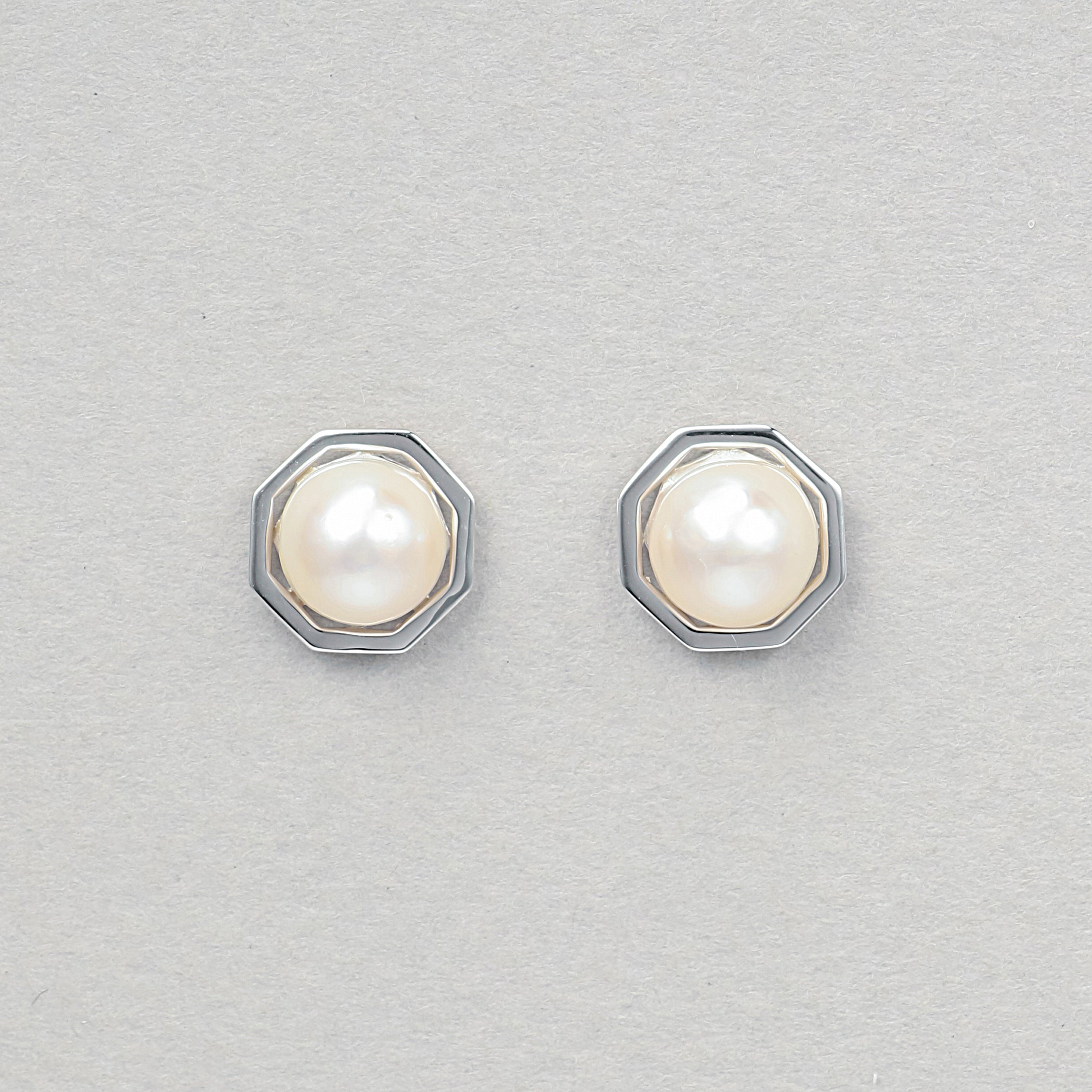 6月誕生石 K10 ホワイトゴールド あこや真珠 ピアス