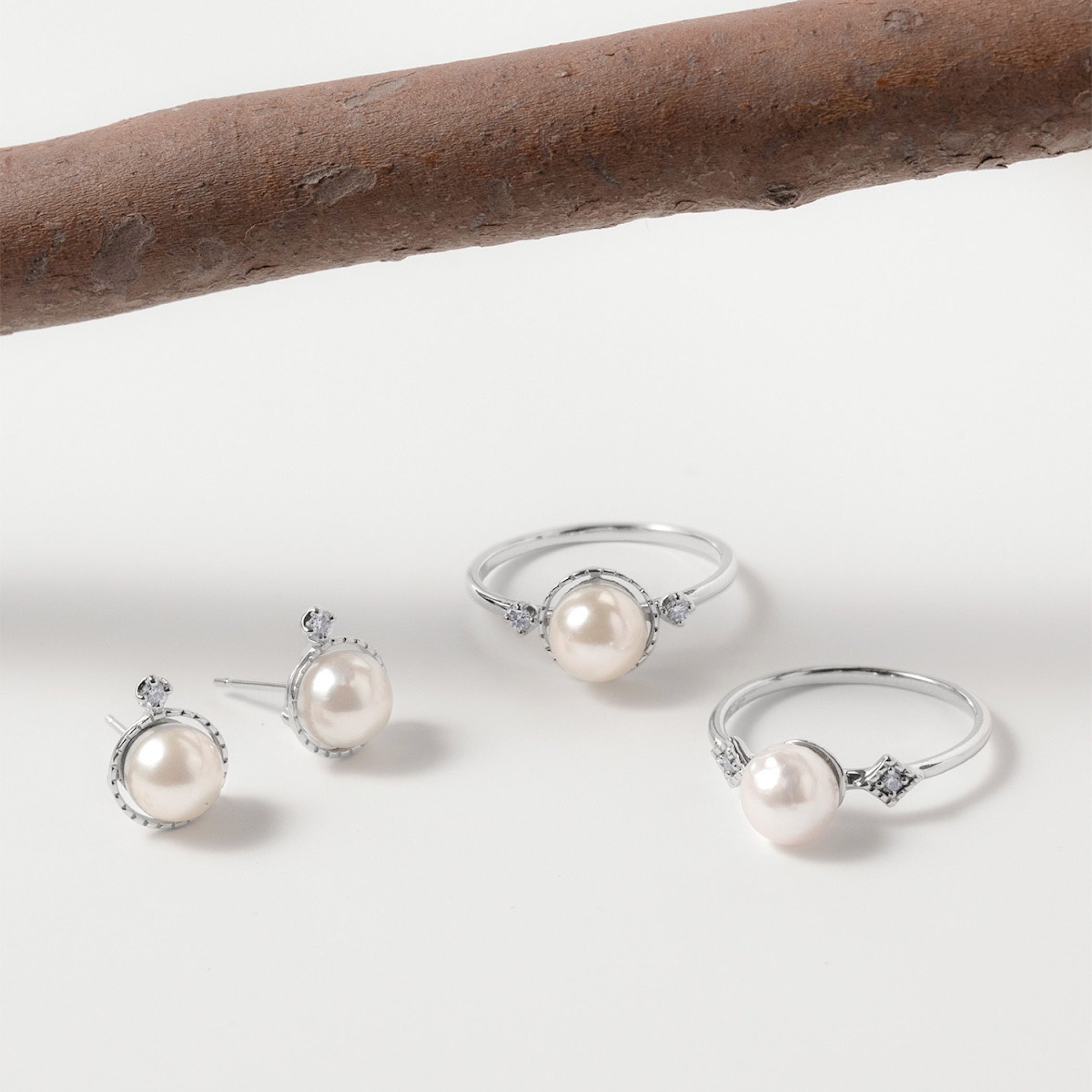 6月誕生石 K10 ホワイトゴールド あこや真珠 ピアス