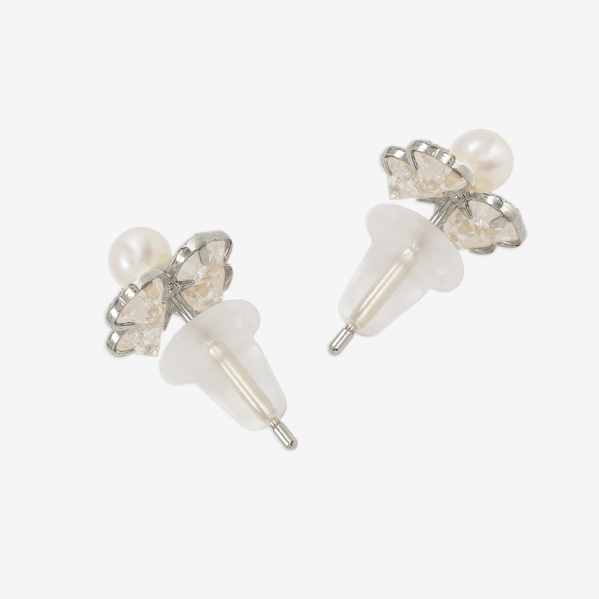 55様雪の中の針葉樹色のピアス 14kgf 淡水芥子パール　12月誕生石ジルコン 片方】ピアス K10ホワイトゴールド 淡水パール ダイヤモンド(JL