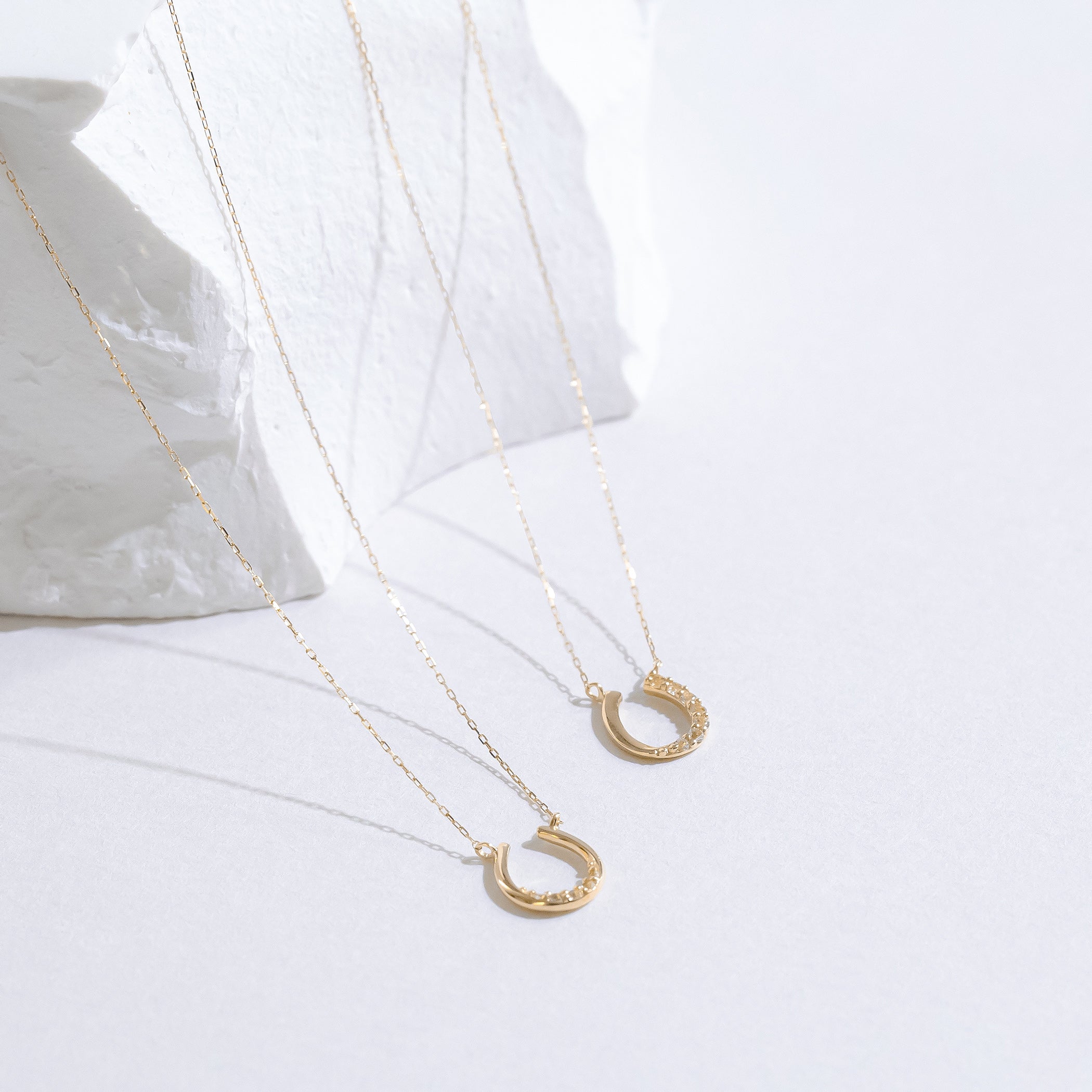 11月誕生石 K10 イエローゴールド ホワイトトパーズ 馬蹄 ネックレス