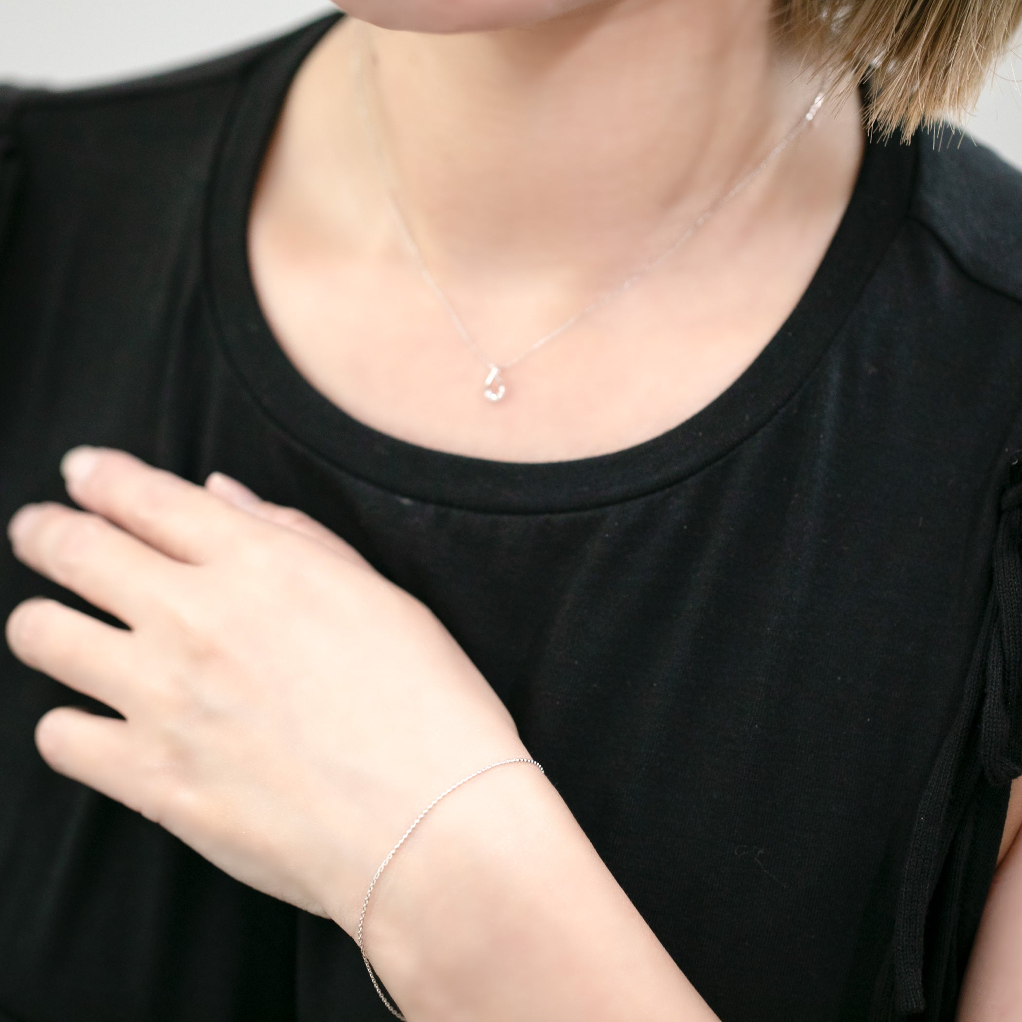 【WEB限定】K10 ホワイトゴールド ダイヤモンド しずく ネックレス