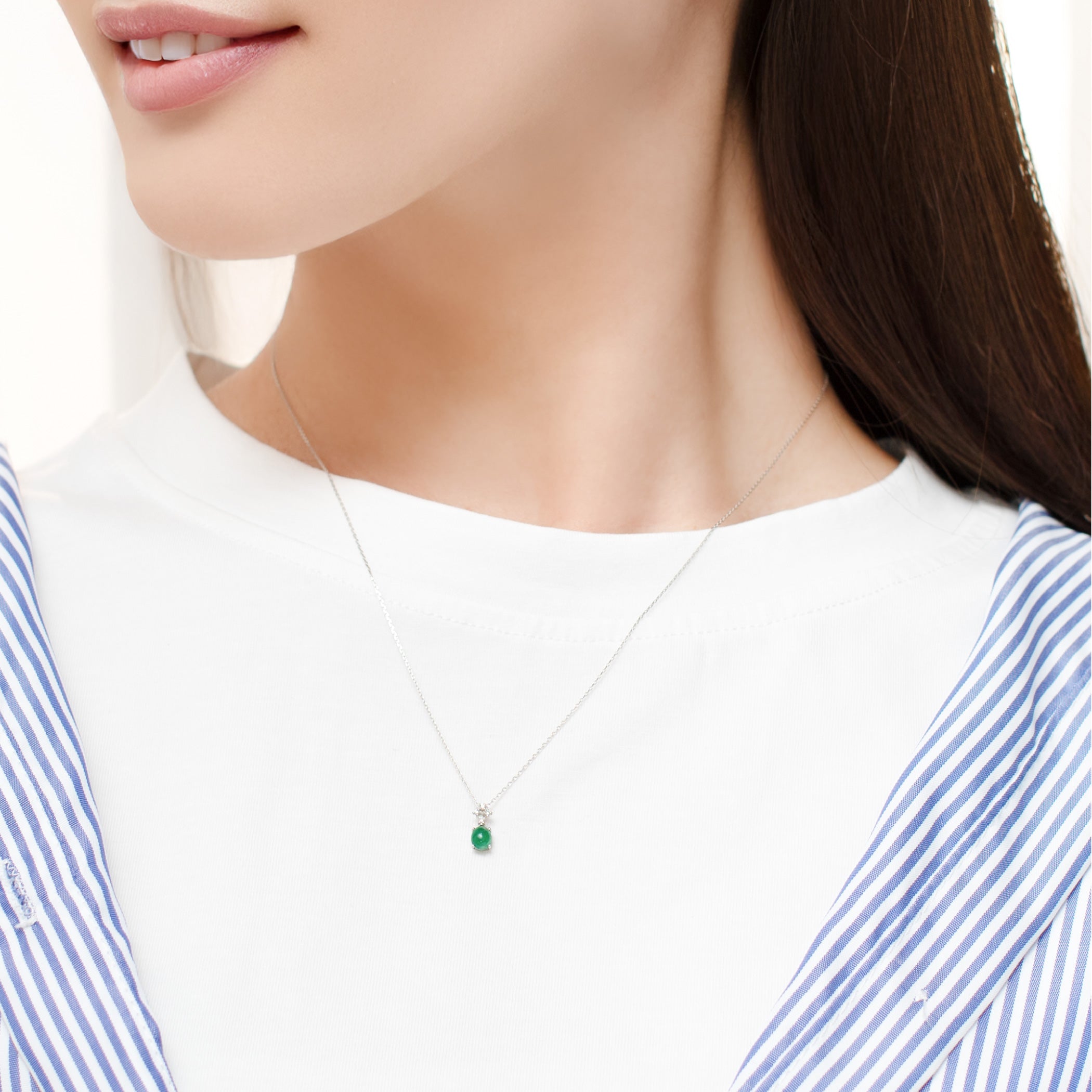 5月誕生石 プラチナ エメラルド ネックレス