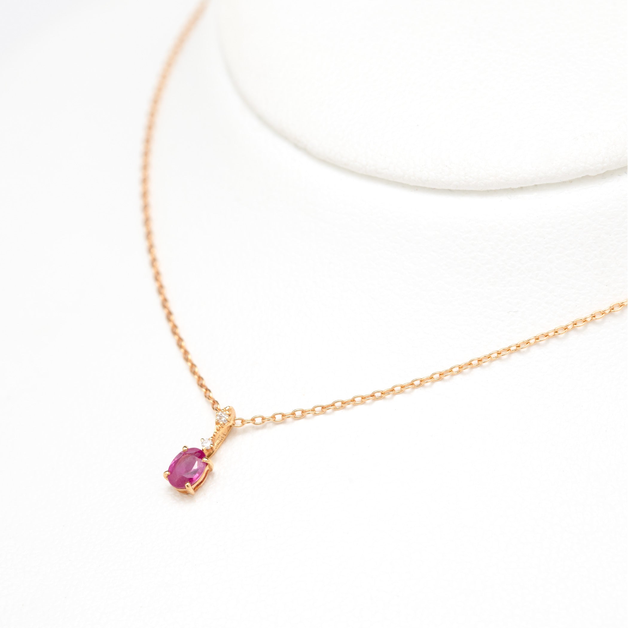 7月誕生石 K18 イエローゴールド ルビー ネックレス – Milluflora