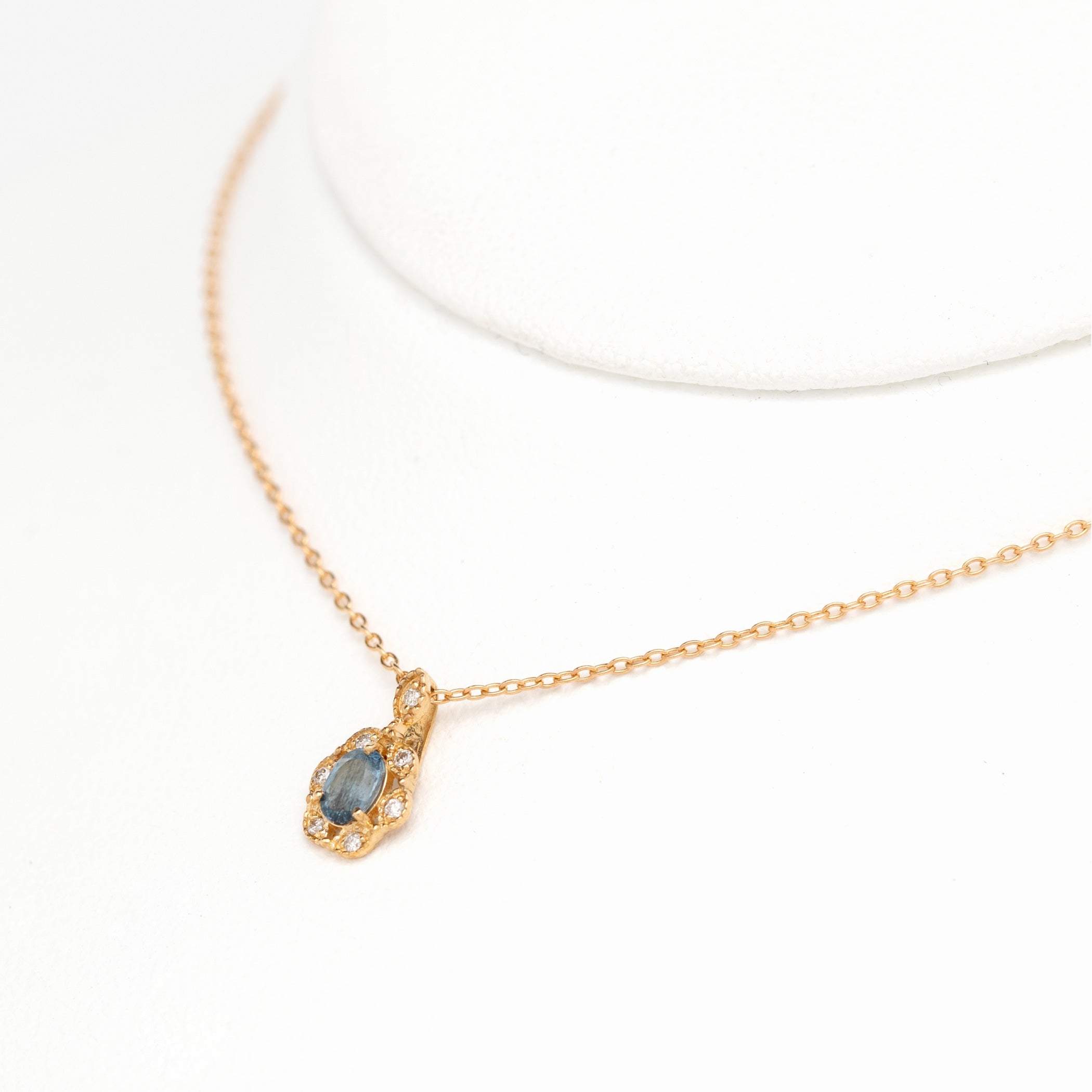 3月誕生石 K18 イエローゴールド アクアマリン ネックレス