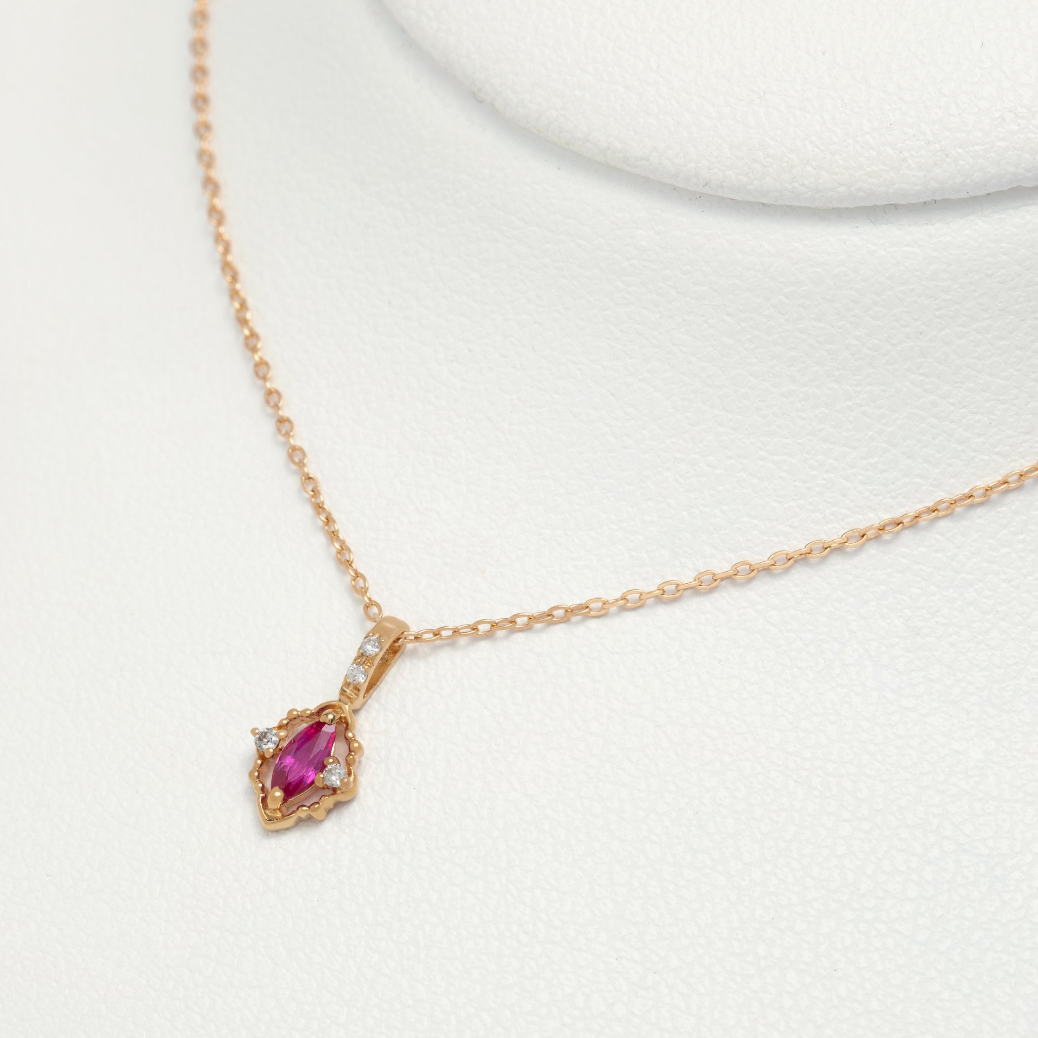 7月誕生石 K18 イエローゴールド ルビー ネックレス – Milluflora