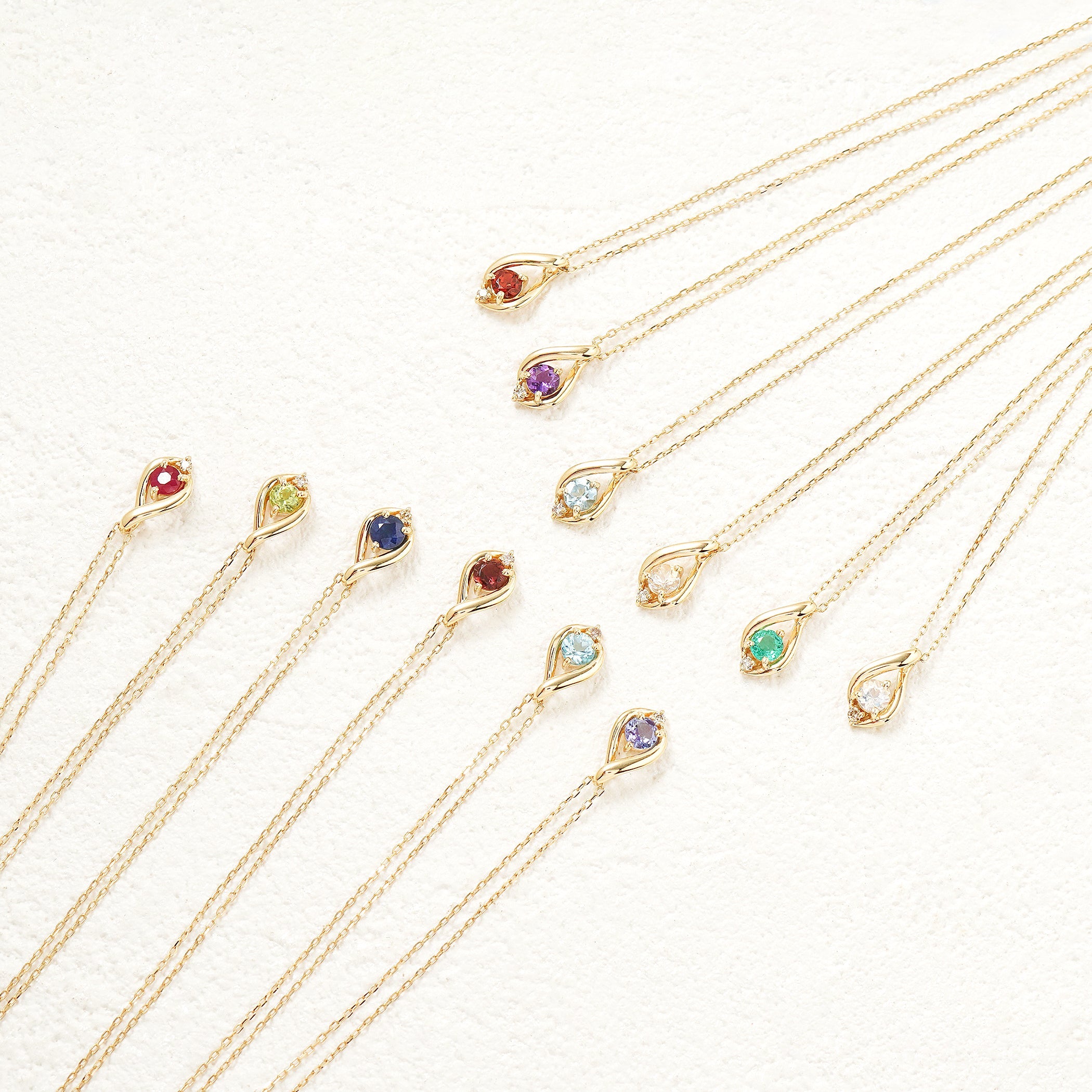 【WEB限定】5月誕生石 K10 イエローゴールド エメラルド しずく ネックレス