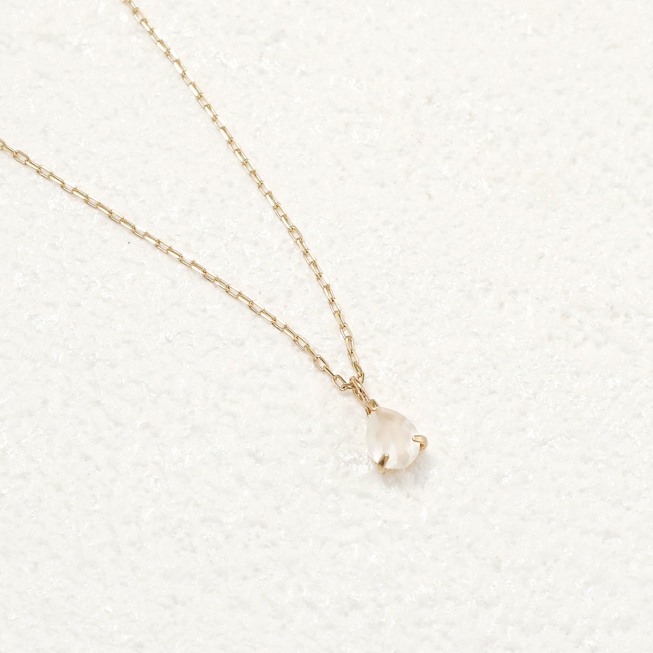 【WEB限定】6月誕生石 K10 イエローゴールド ムーンストーン しずく ネックレス