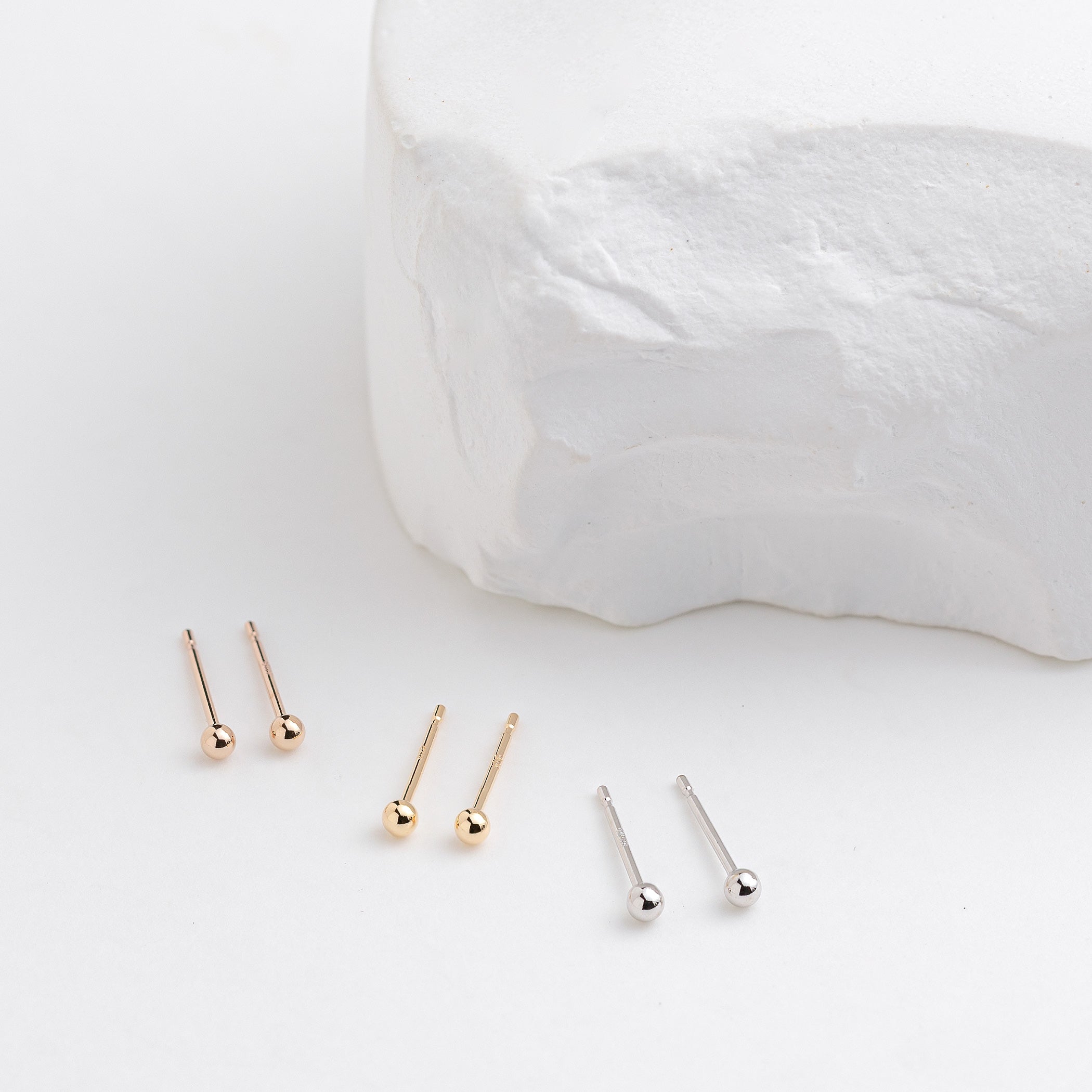 K18 ピンクゴールド 丸玉 ピアス（2mm） – Milluflora | ミルフローラ