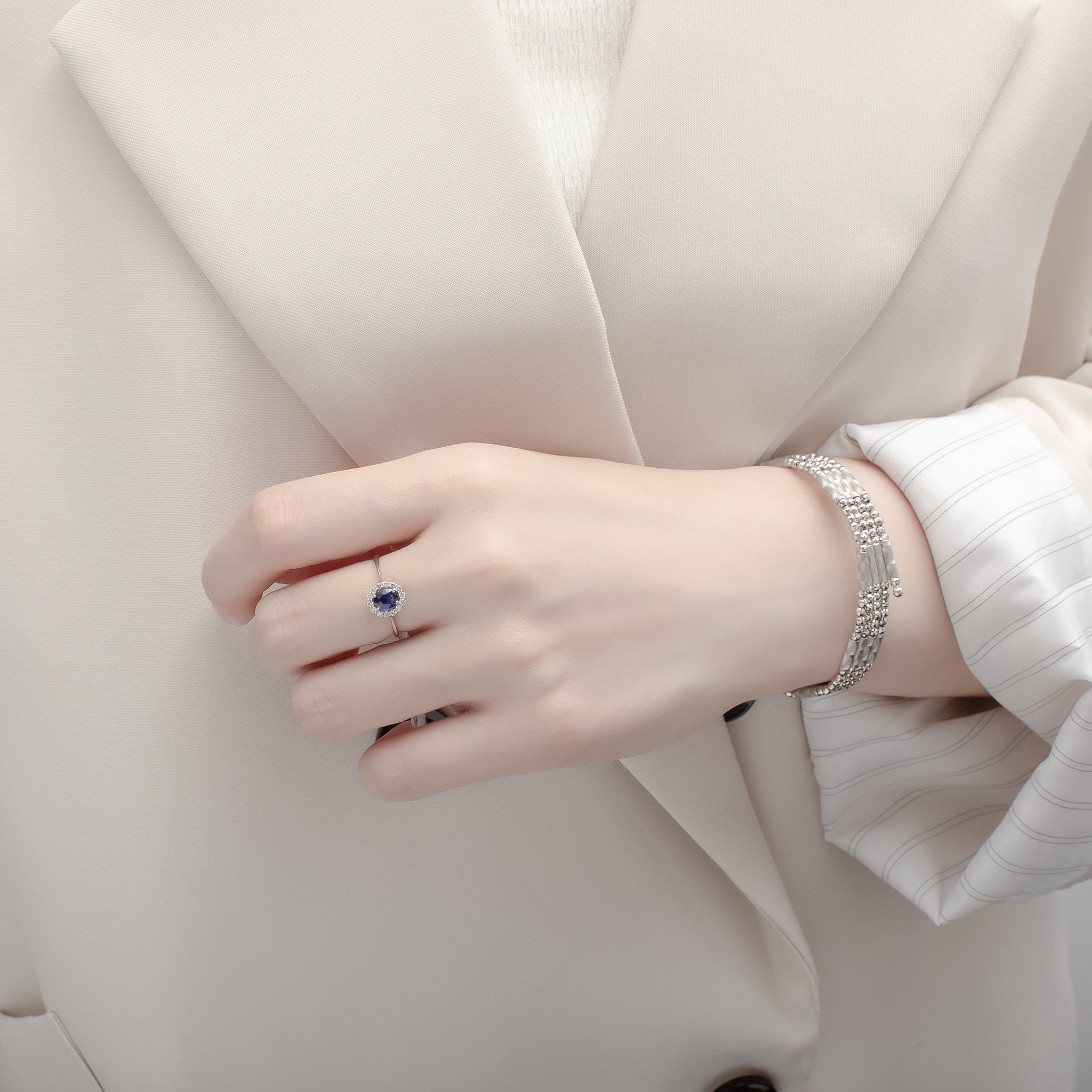 現行品！新品！60%オフ‼️ミルフローラ　プラチナ　チェーンネックレス プラチナ ロング デザインネックレス（50cm） – Milluflora