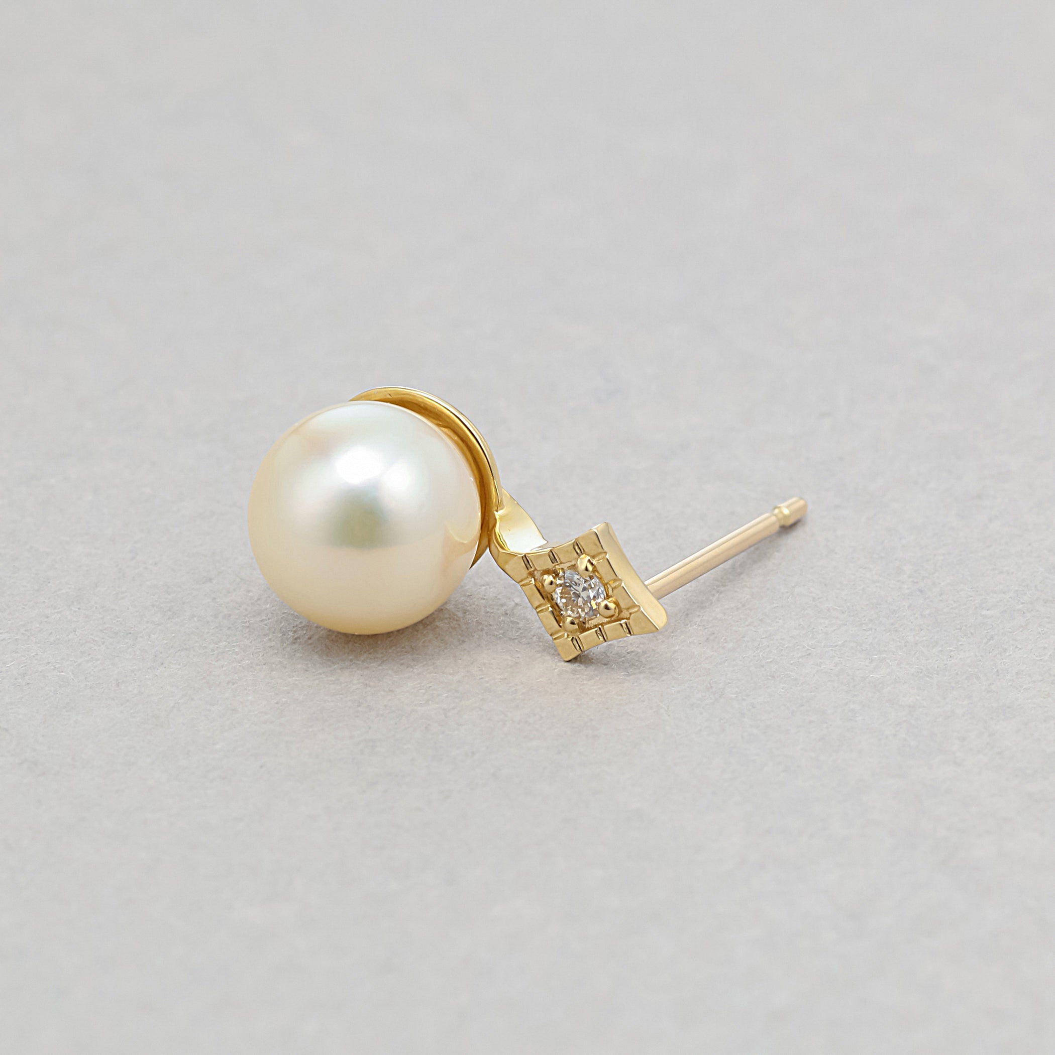【期間限定セール】6月誕生石 K10 イエローゴールド あこや真珠 ピアス