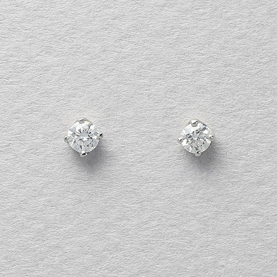 【期間限定セール】プラチナ ダイヤモンド ピアス