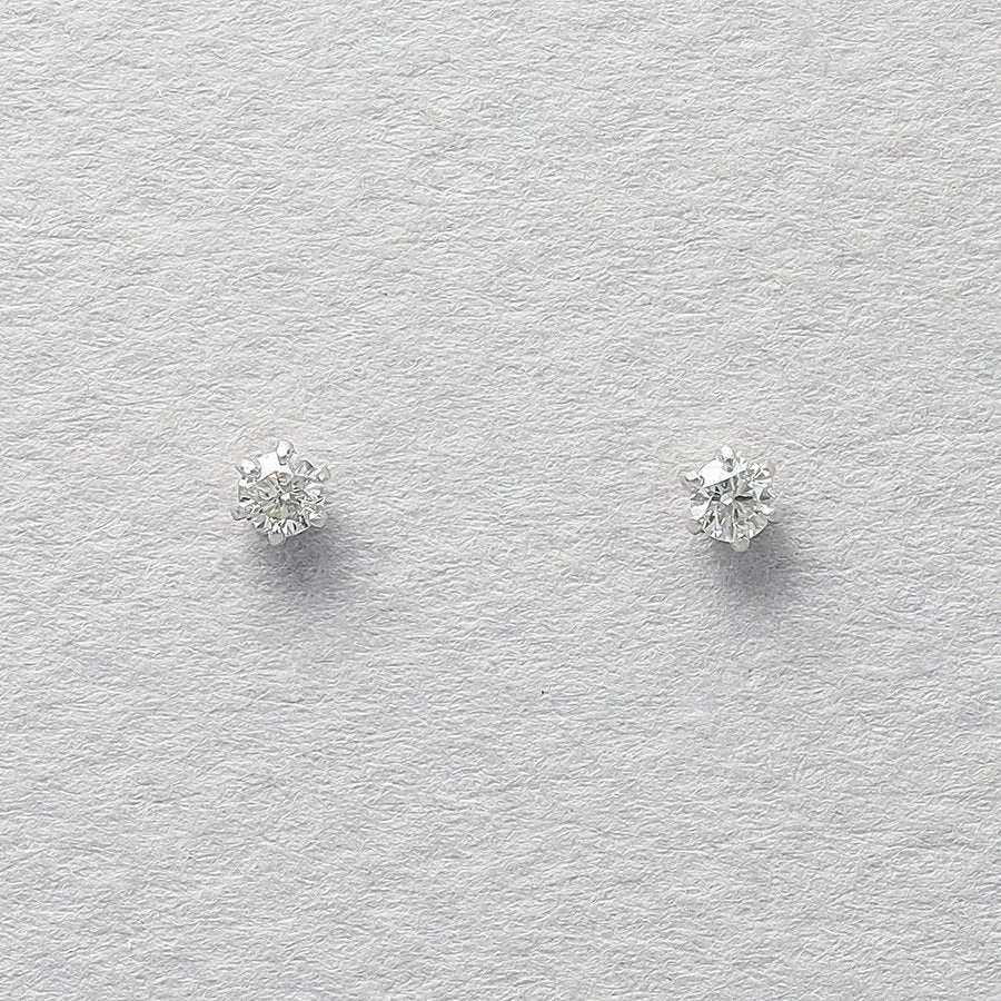 【期間限定セール】プラチナ ダイヤモンド ピアス