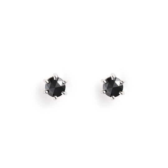 K18 ホワイトゴールド ブラックダイヤモンド ピアス（0.2ct）