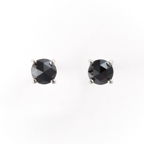 期間限定セール】プラチナ ブラックダイヤモンド ピアス（0.5ct