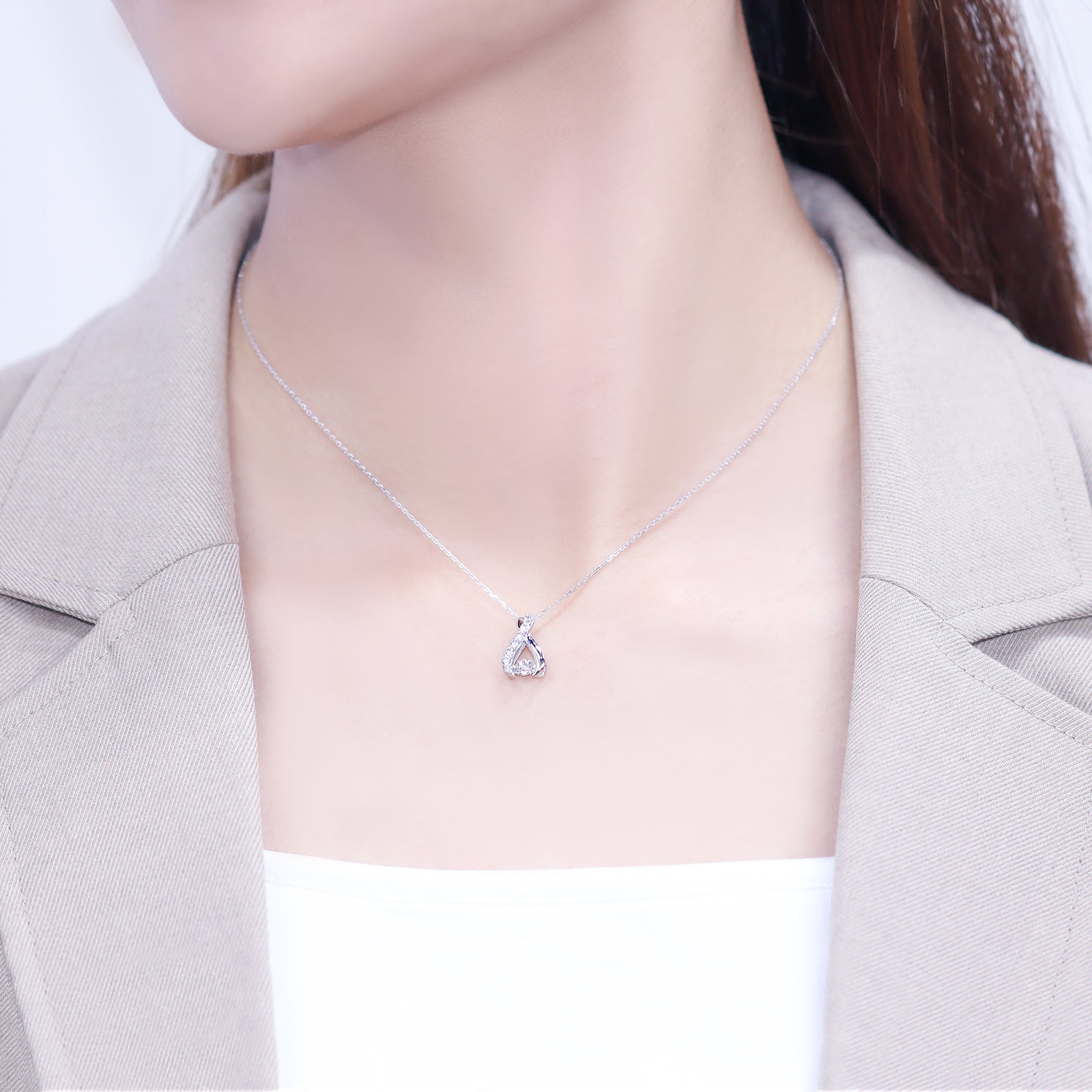 シルバー ロジウムメッキ キュービックジルコニア ダンシングストーン