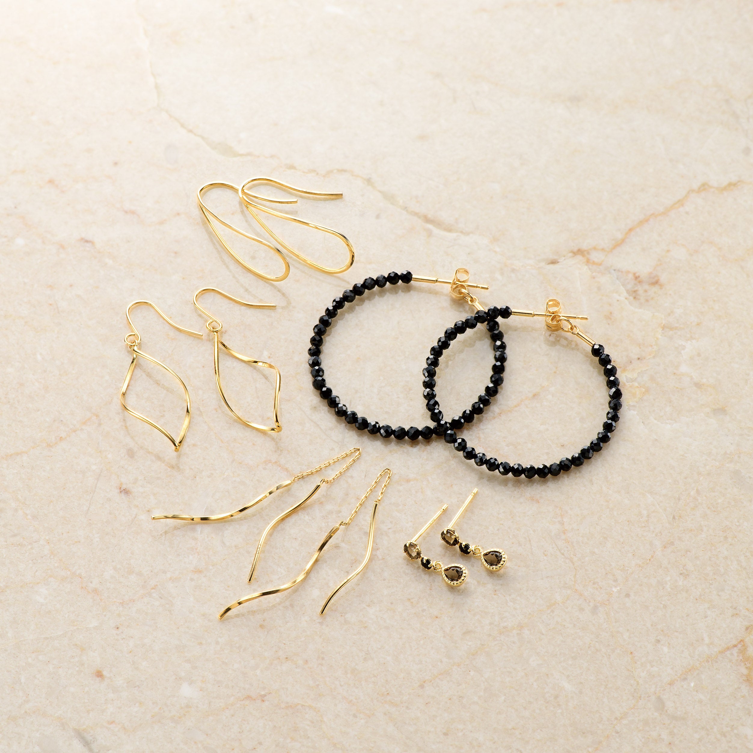 K10 イエローゴールド フック ピアス – Milluflora | ミルフローラ