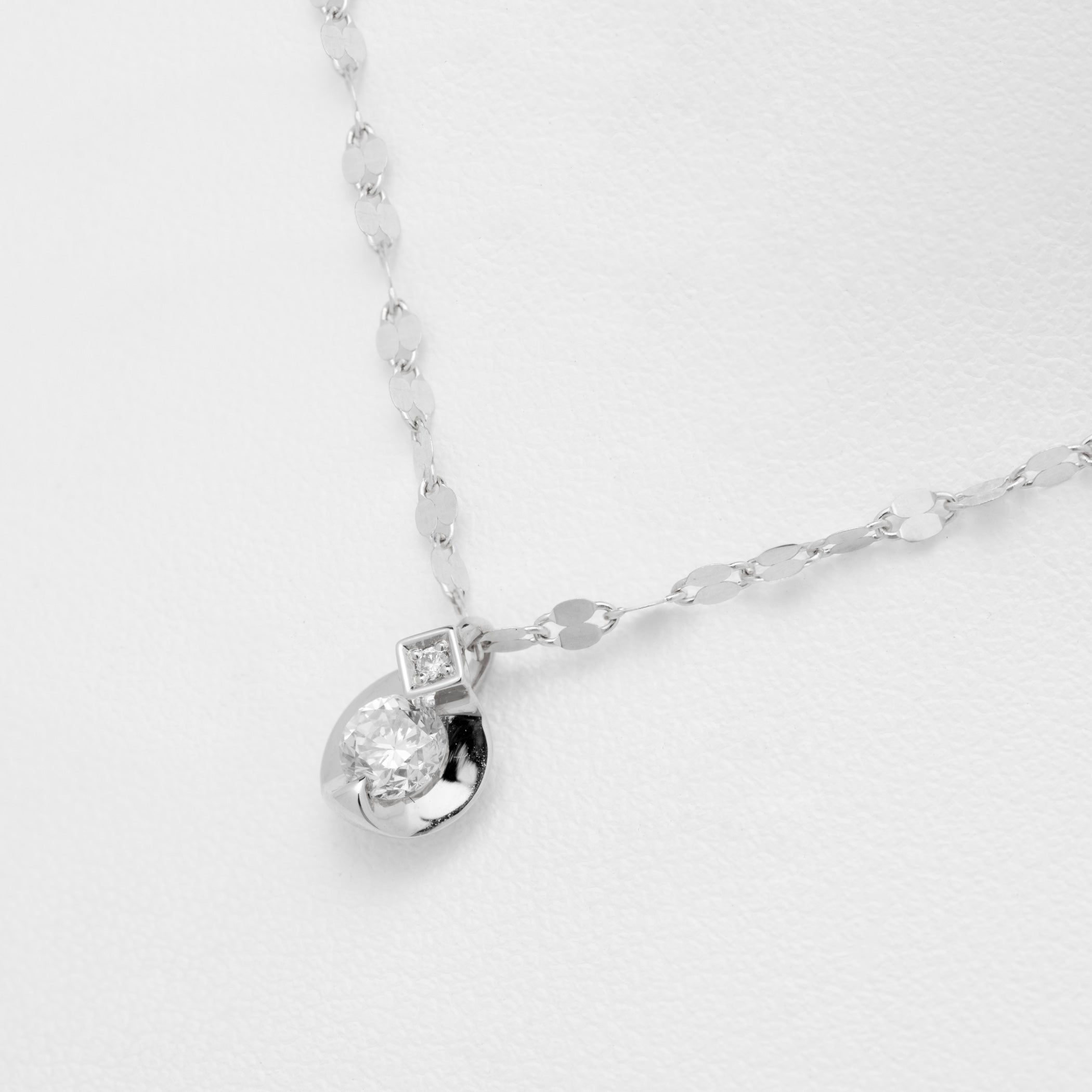 【受注生産】プラチナ ダイヤモンド ネックレス（0.3ct）