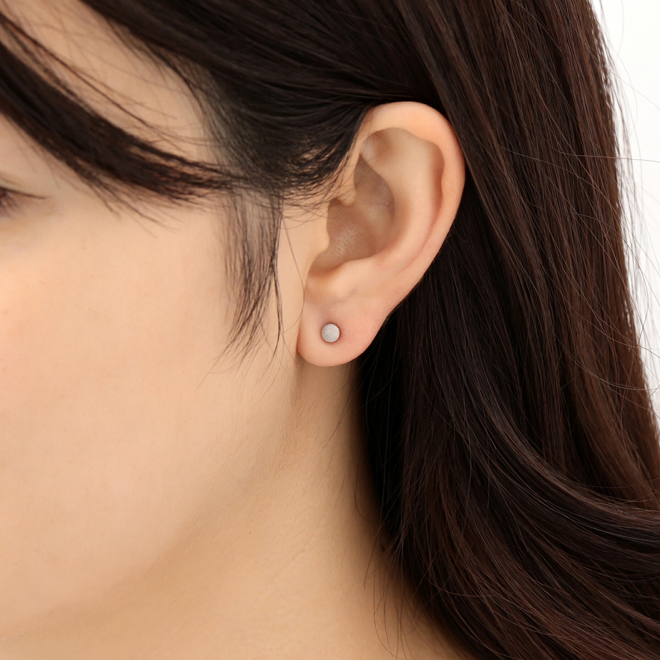 プラチナ 丸玉 ピアス（4mm）