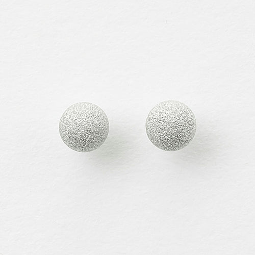 プラチナ 丸玉 ピアス（4mm）