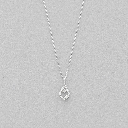 K10 ホワイトゴールド ダイヤモンド しずく ネックレス