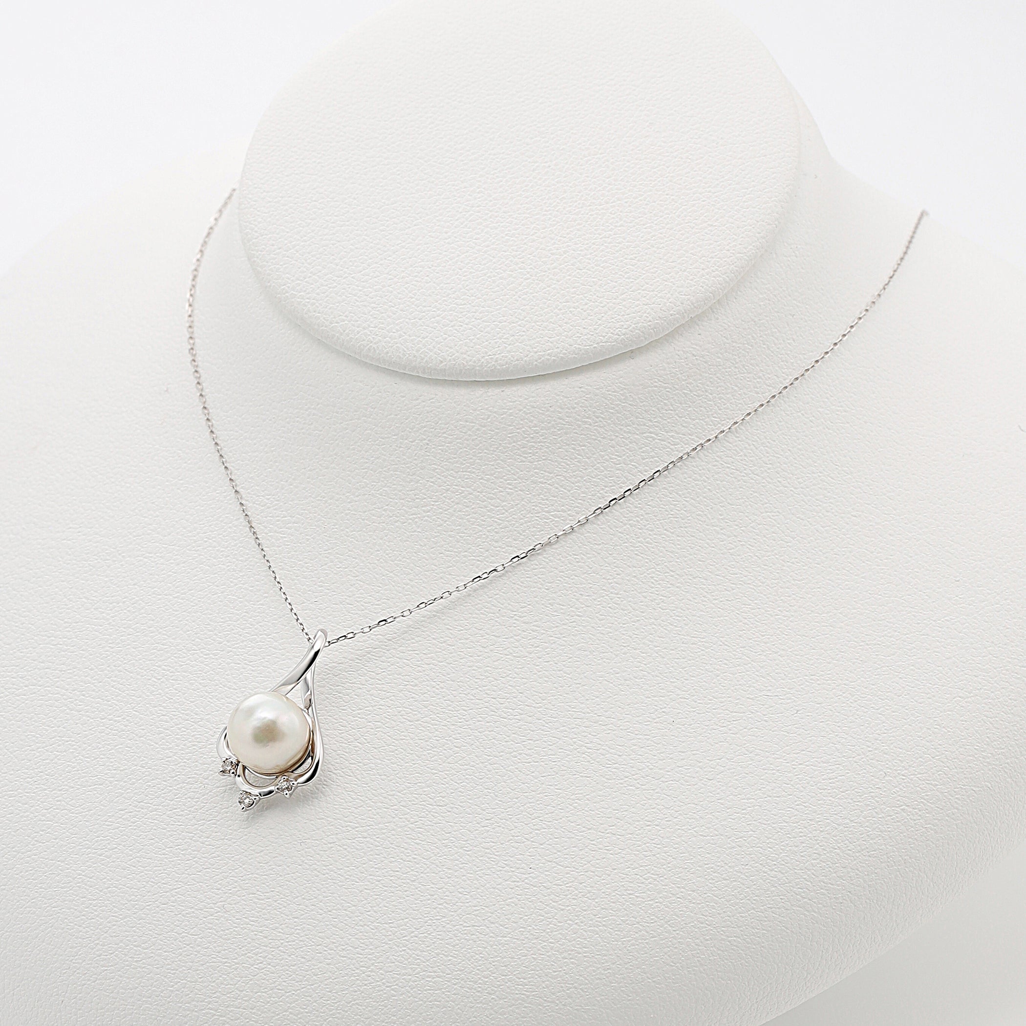 Milluflora K10 ホワイトゴールド あこや真珠 ネックレス 6月誕生石 K10 ホワイトゴールド あこや真珠 ネックレス