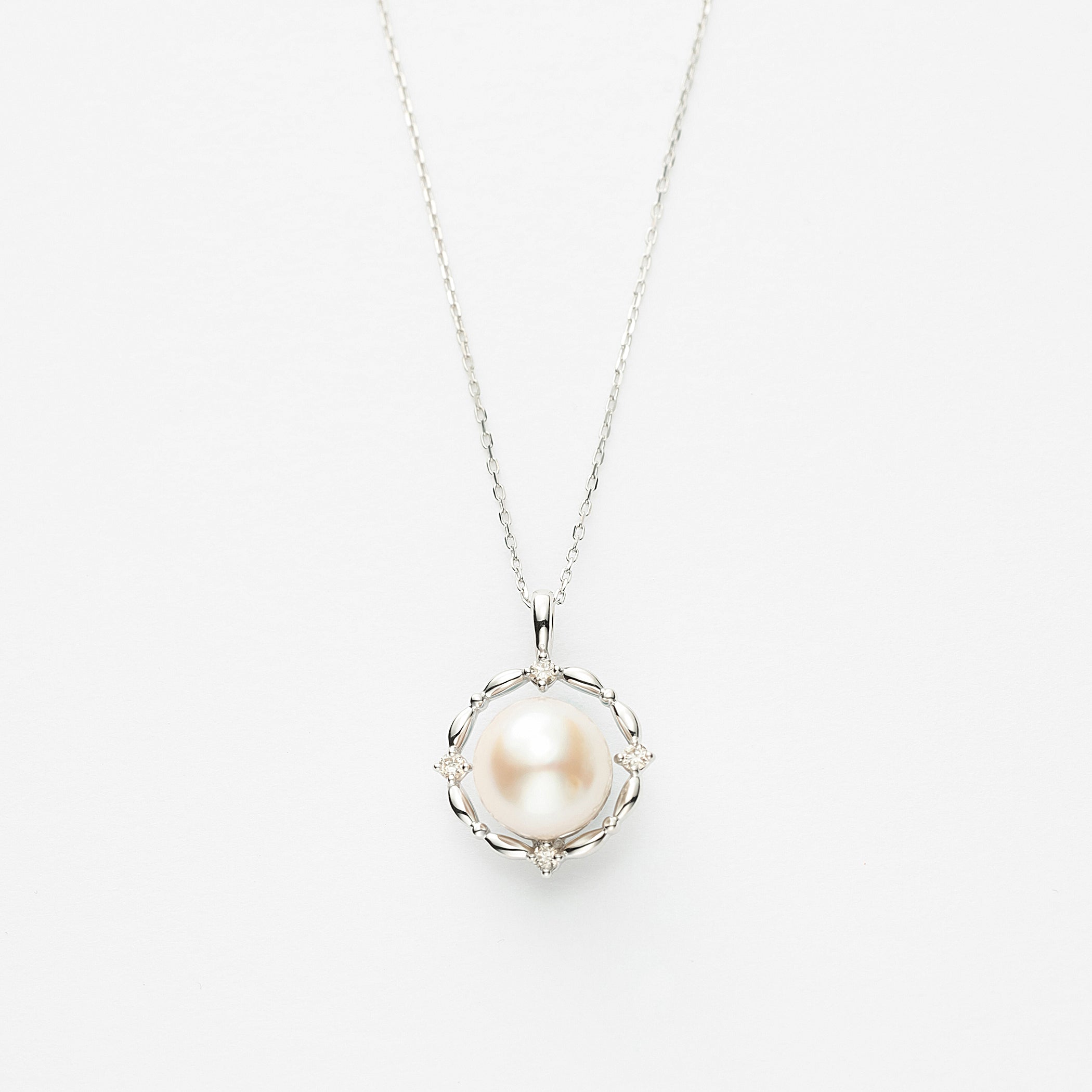 6月誕生石 K10 ホワイトゴールド あこや真珠 ネックレス（7.5mm-8.0mm