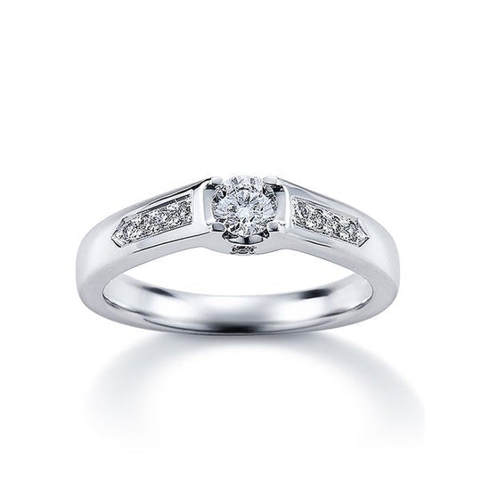 プラチナ ダイヤモンド リング（0.26ct）