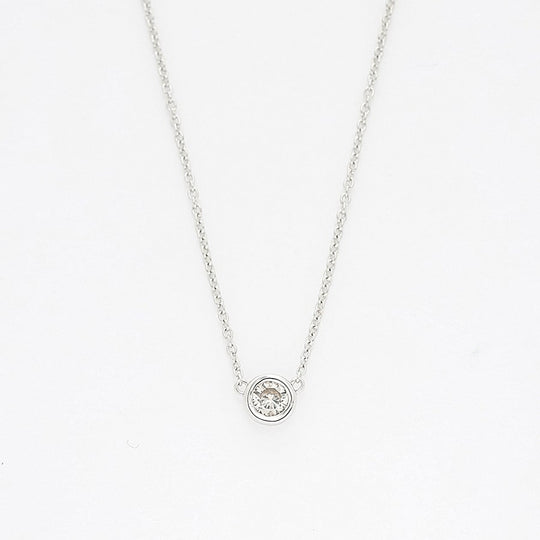 【WEB限定】K18 ホワイトゴールド ダイヤモンド ネックレス（0.12ct）